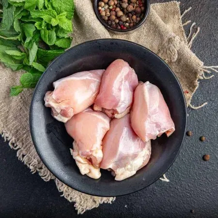 Chicken Thigh Boneless - 500 Gms